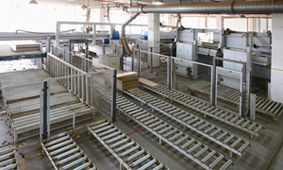 新浪家居走進(jìn)健威工廠 深圳家居